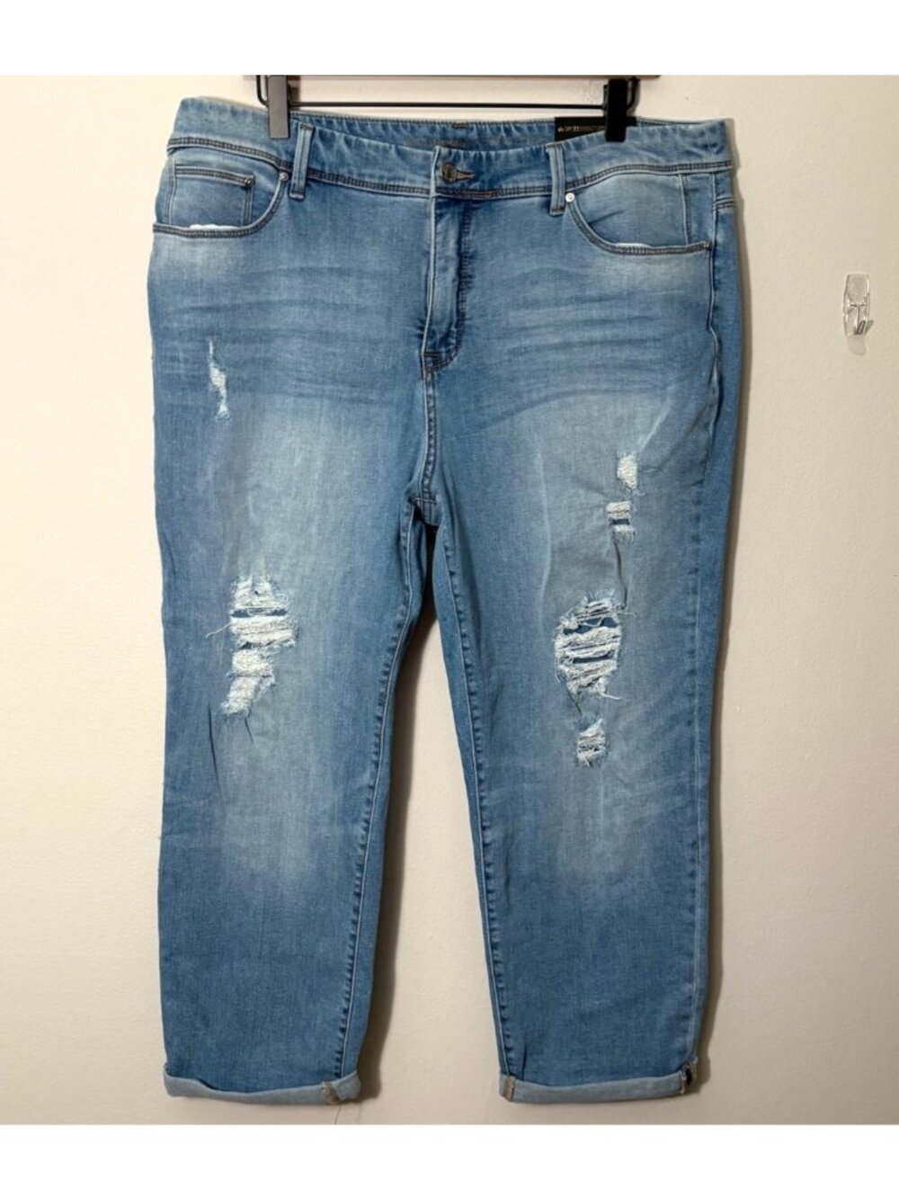 NEW Chico's So Slimming Girlfriend 24" Crop Rio Destroy Indigo High-Rise Jeans 3